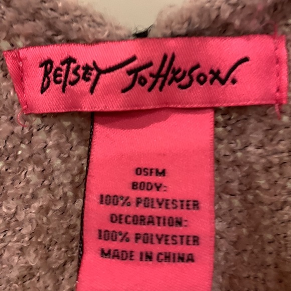 Boho fringed wrap - Picture 3 of 3